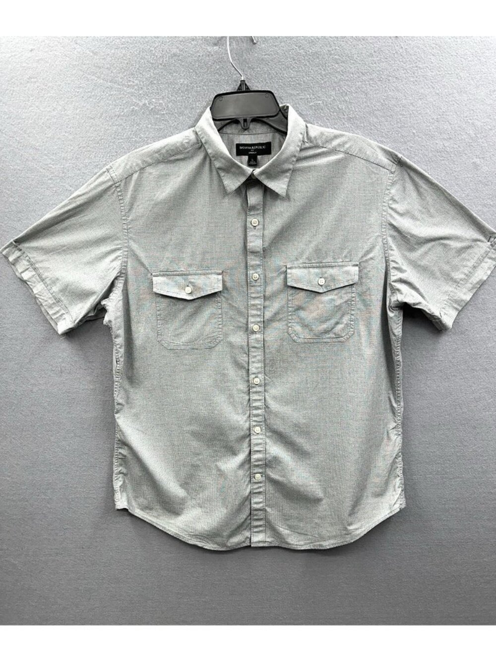 Banana Republic Shirt Mens Size L Stretch Gray Button Up Short Sleeve Pockets
